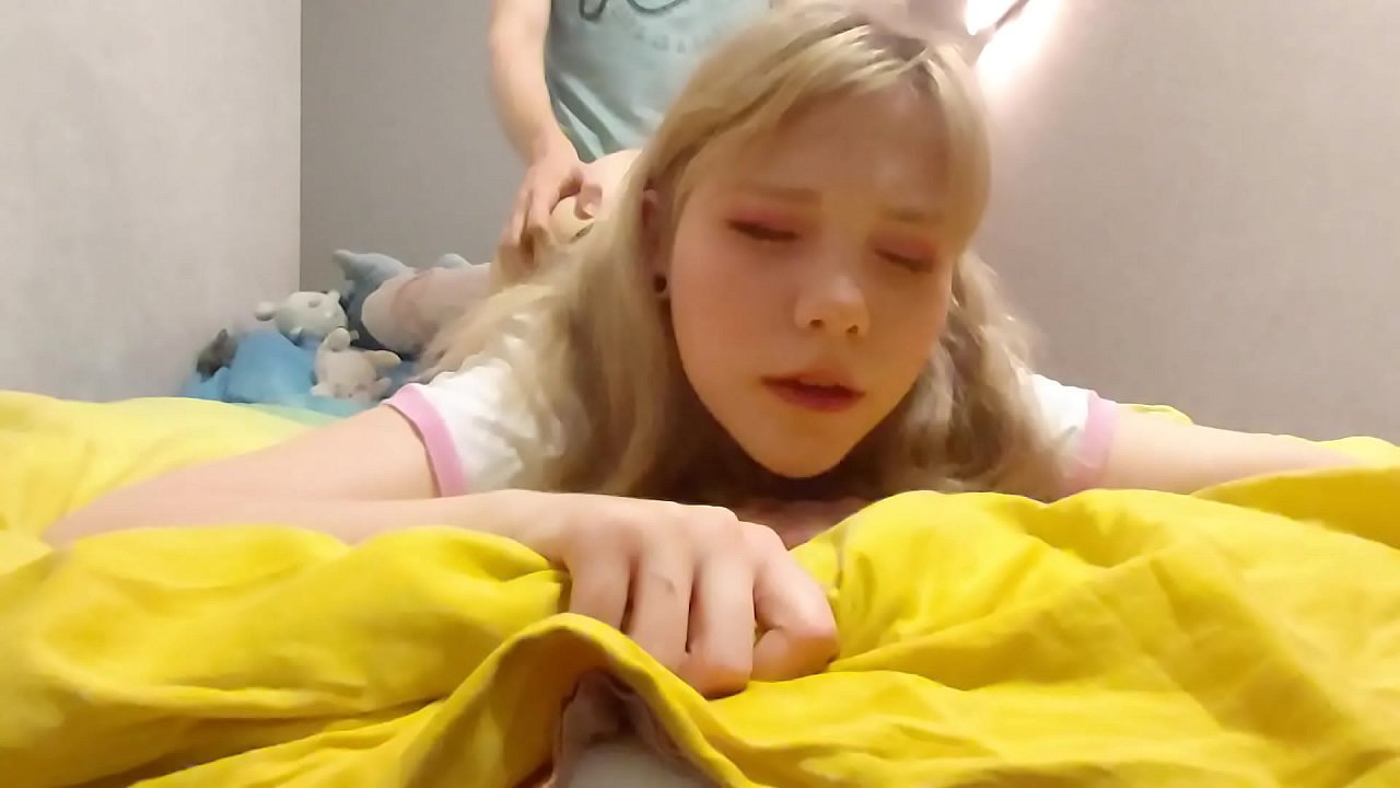 sucking dick to distract from Dota